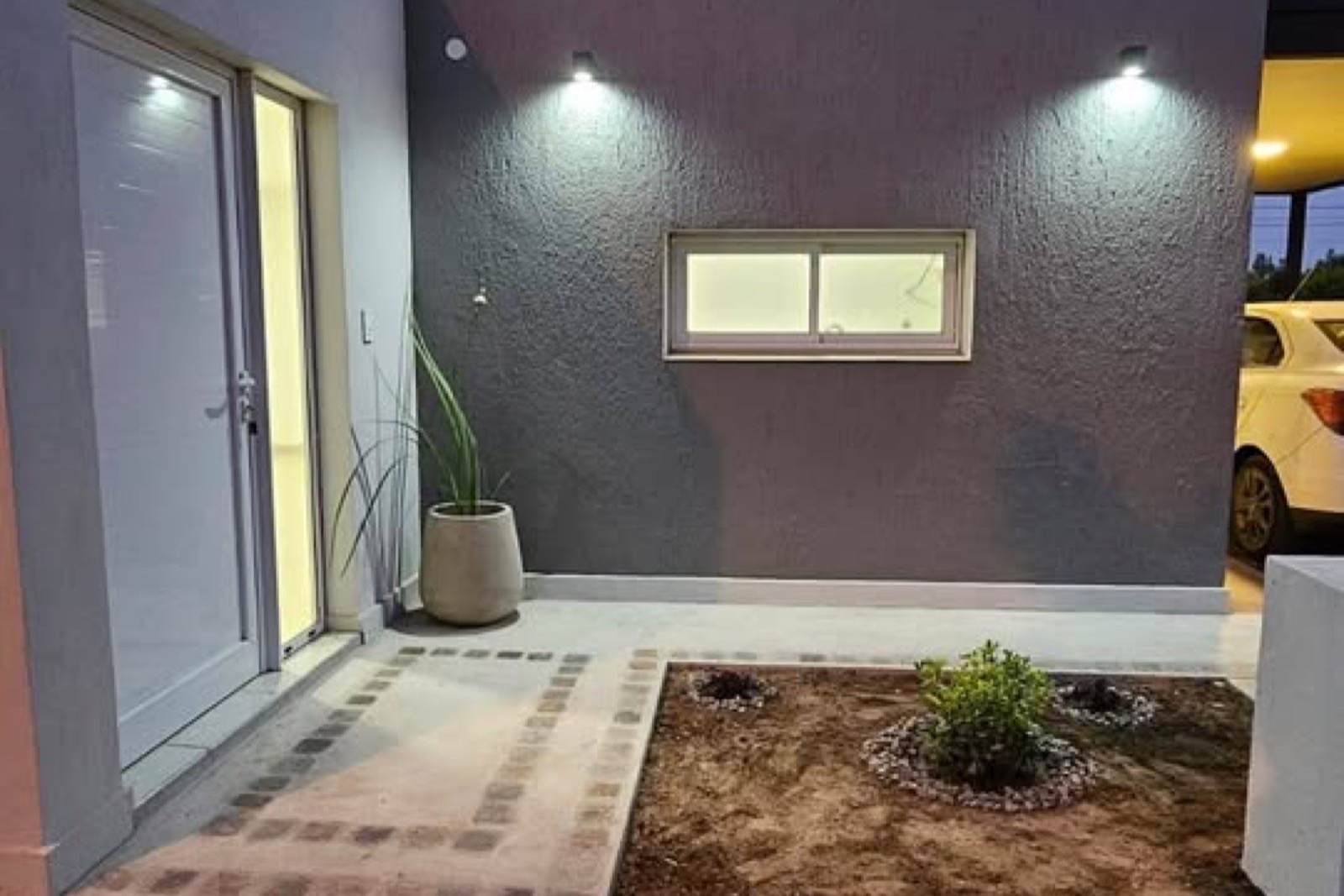 Foto 2 de COD-003: Casa a estrenar de 2 dormitorios con cochera