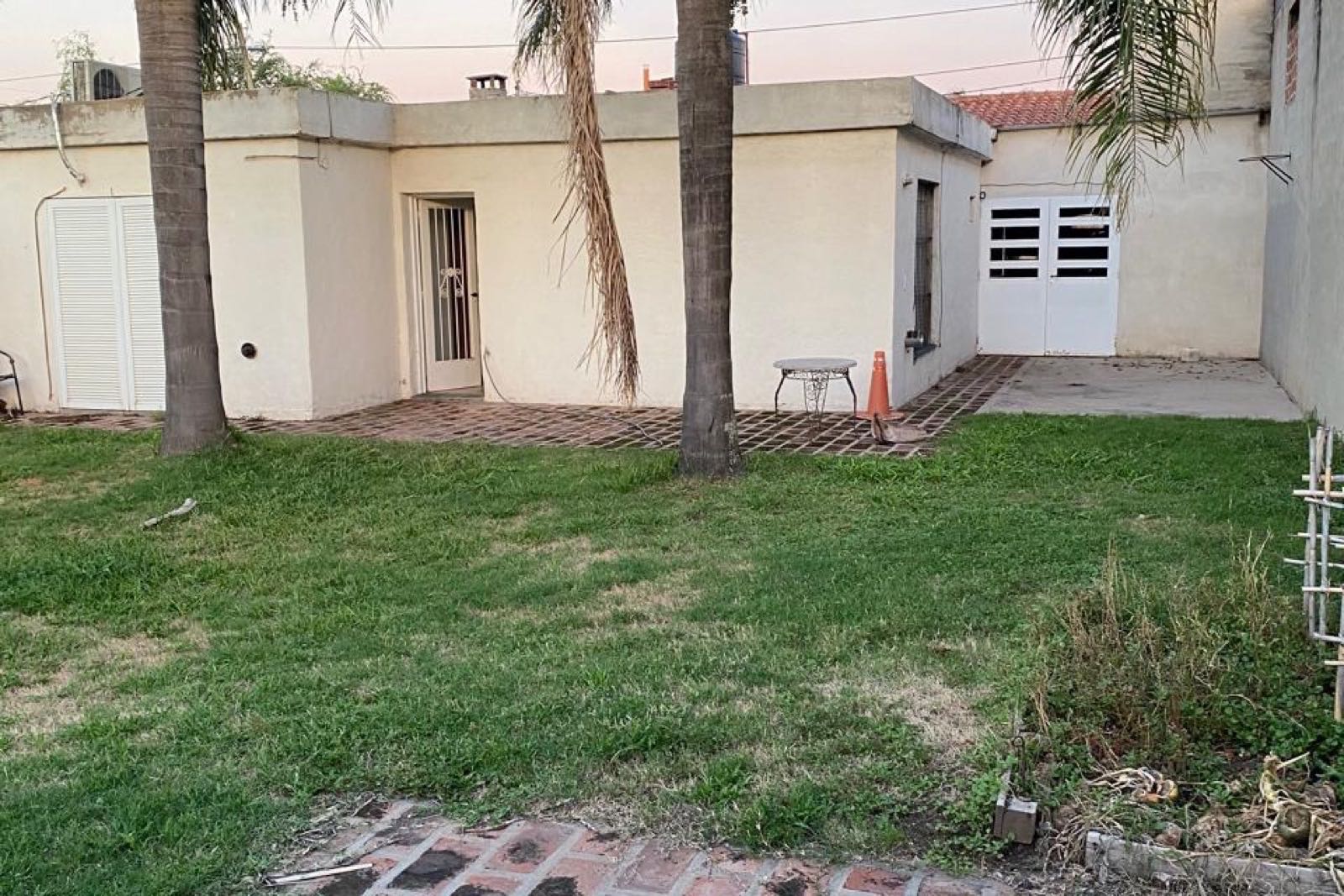 Foto 12 de COD-006: Casa de 3 dormitorios con galería y garage en Ausonia