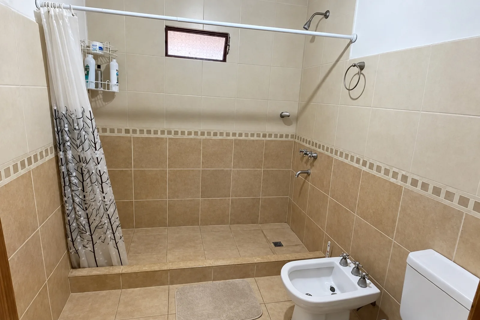 Foto 9 de COD-006: Baño — Casa en venta en Barrio Palermo, Villa María