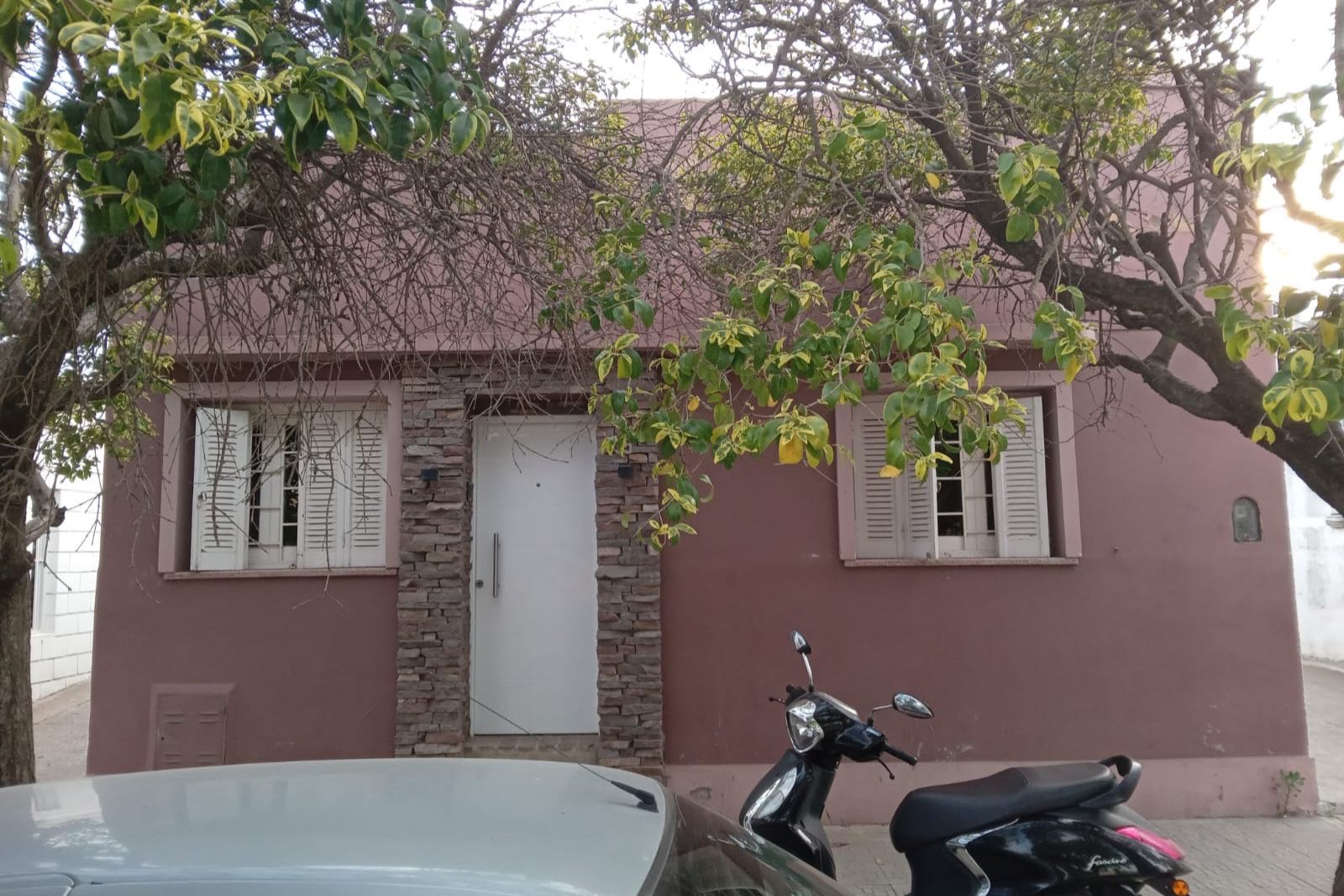 Casa en venta en Barrio Rivadavia, Villa María — COD-010