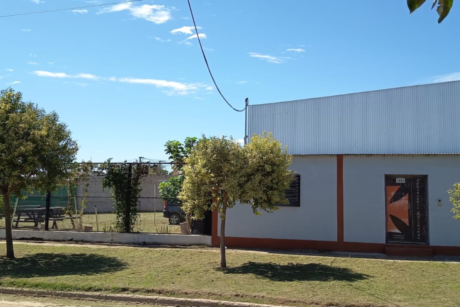 Foto 2 de COD-014: Galpón de 400 m² con oficina y dos cámaras frigoríficas