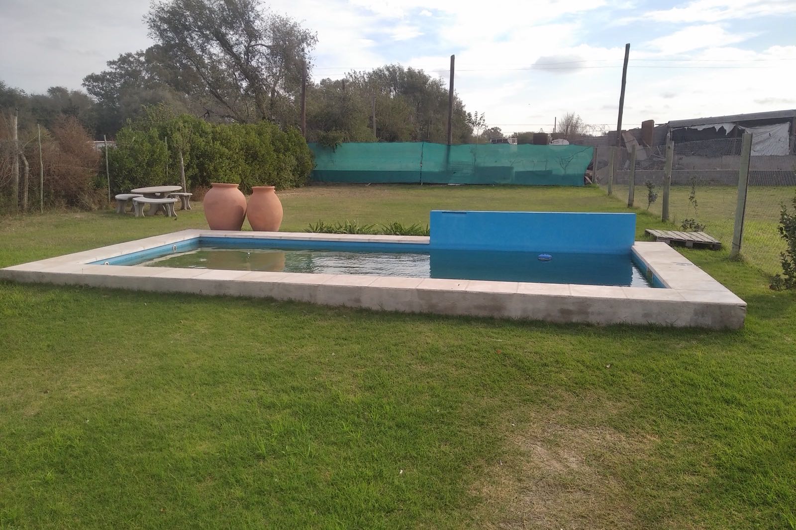 Foto 11 de COD-016: Casa quinta moderna con pileta y salón de eventos