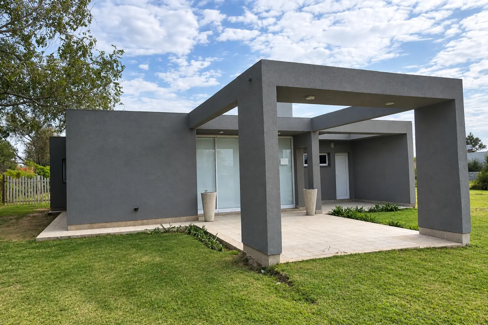 Casa en venta en Barrio Villa Tranquila, Villa Nueva — COD-016