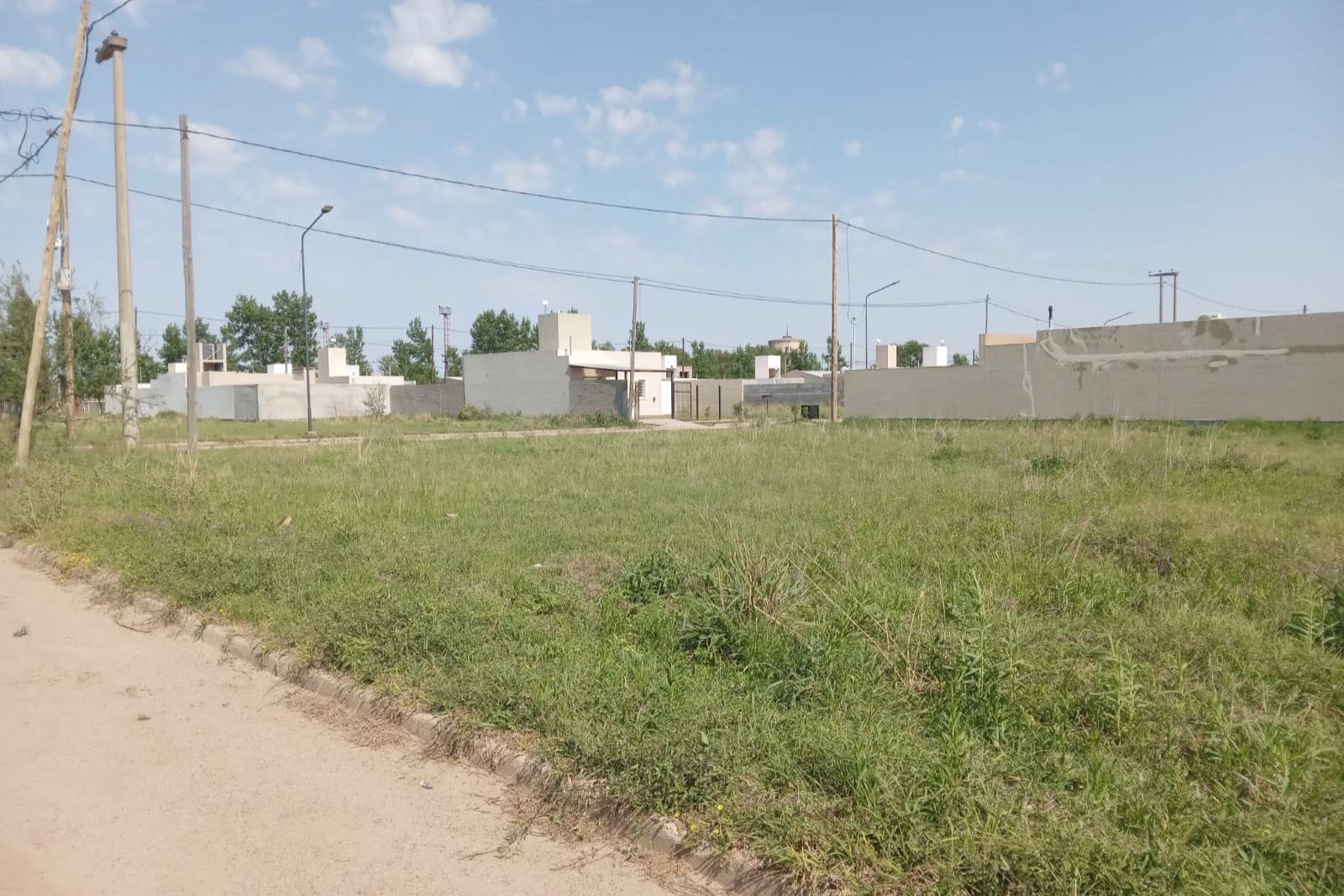 Terreno en venta en Barrio Las Playas, Villa María — COD-024